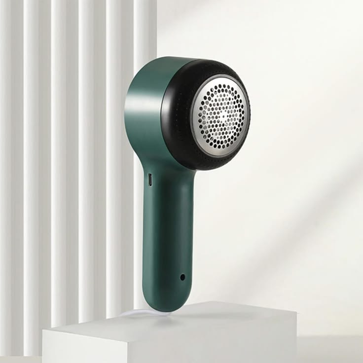 Rechargeable Lint Remover